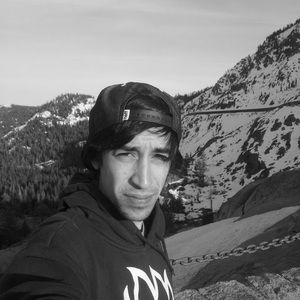 Meet your Posher, Zachary